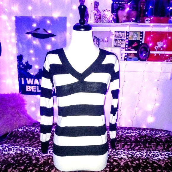 Gap Cashmere Blend Knit Top - Picture 2 of 5